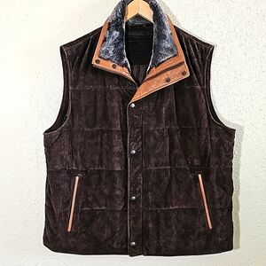 Roundtree & Yorke Suede Leather Vest.
